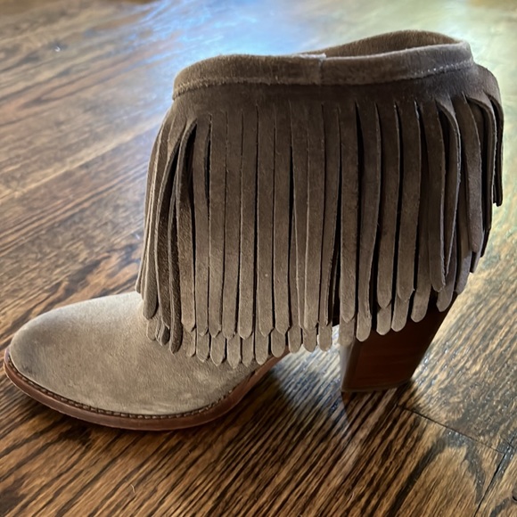Frye Ilana Fringe Bootie - Picture 5 of 8